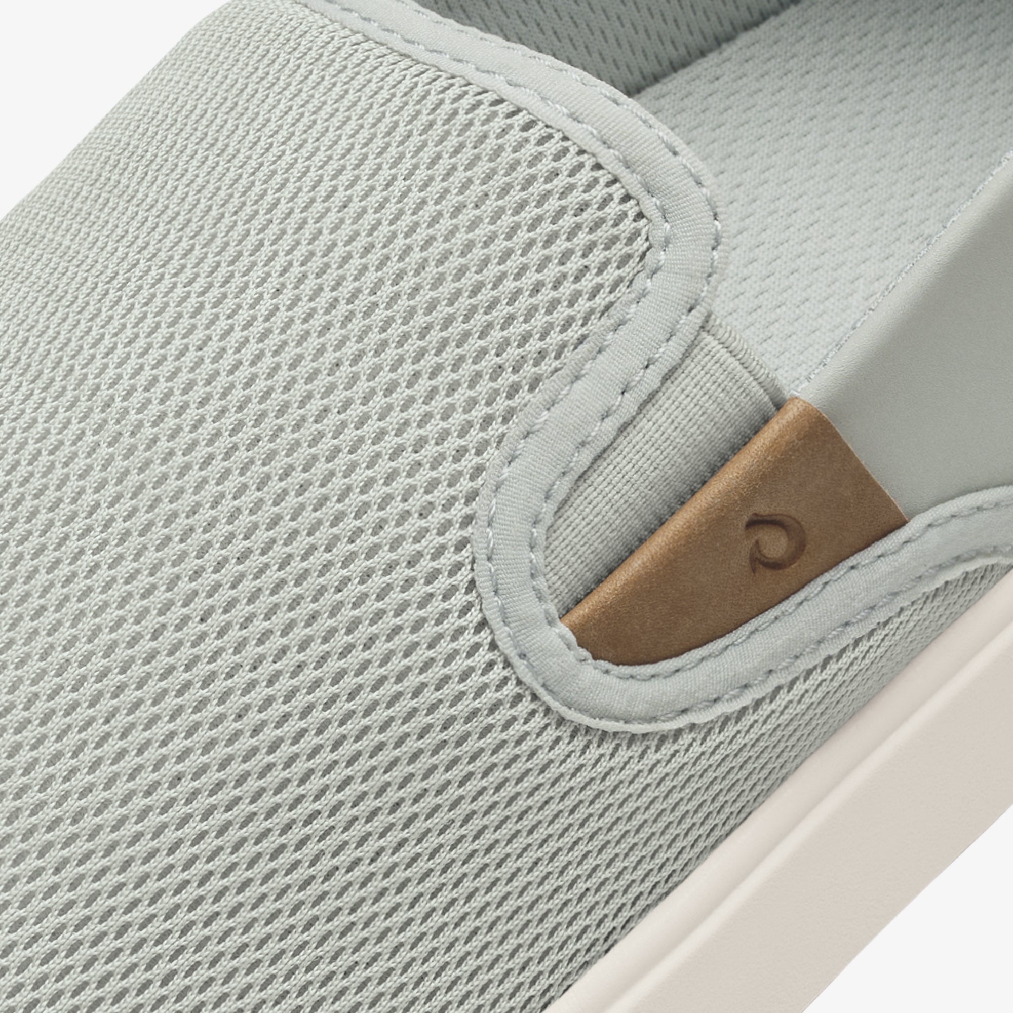 LaeAhi Nui  -  Cloud Grey / Tan