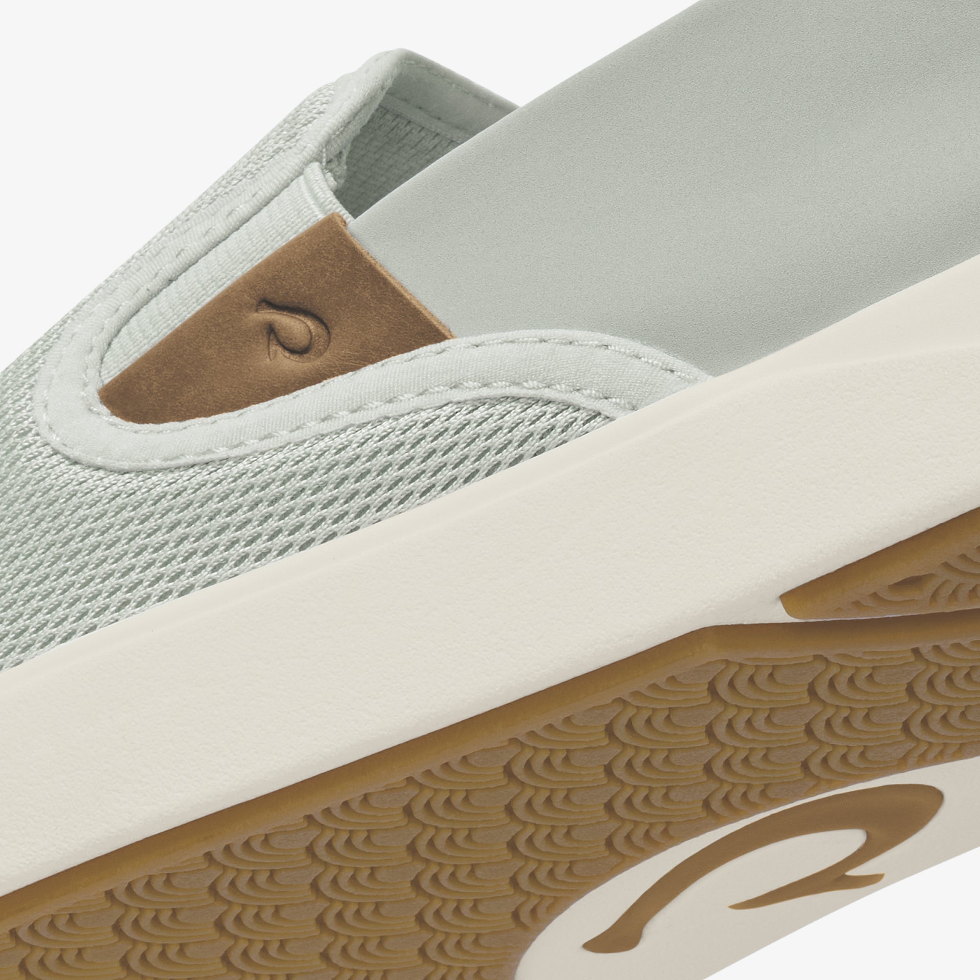 LaeAhi Nui  -  Cloud Grey / Tan
