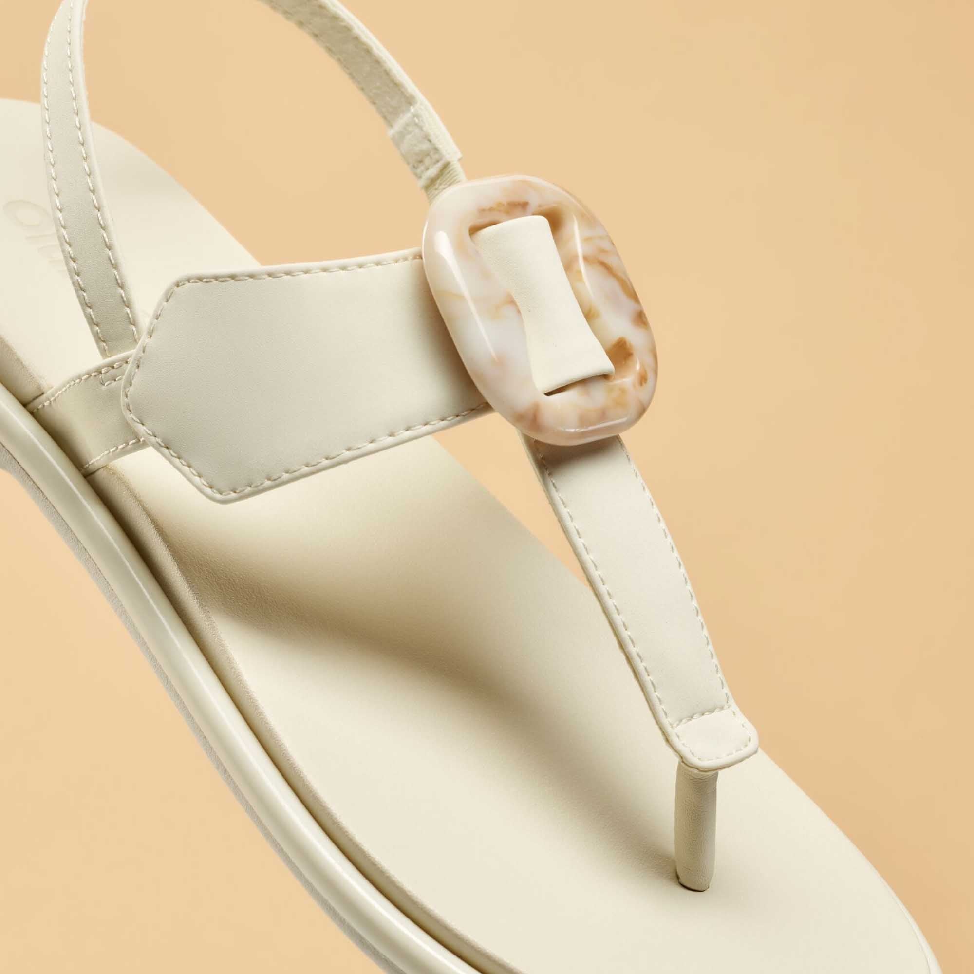 Lai T?CBar - White Sand / White Sand