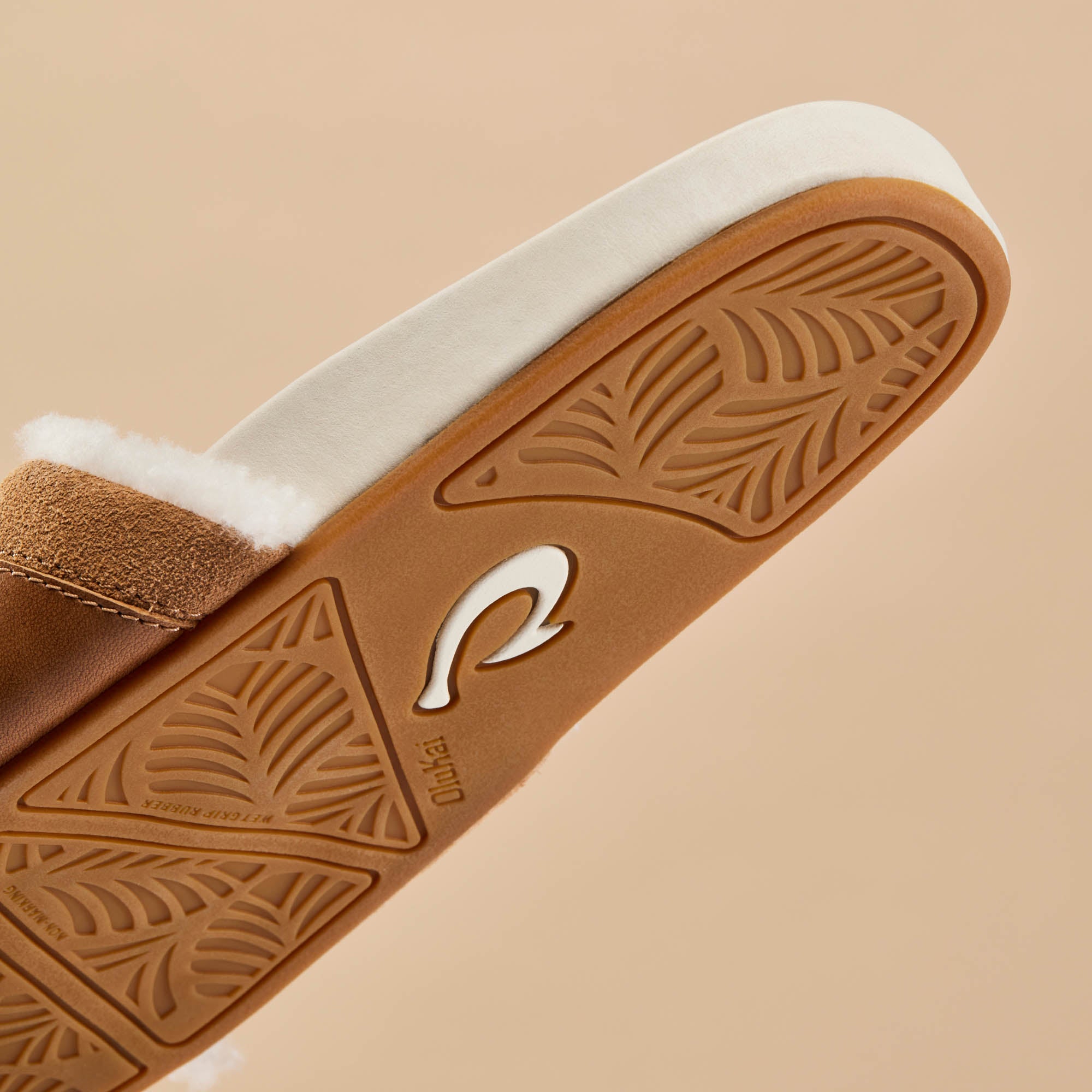 Hoala Slide - Tan / Puka