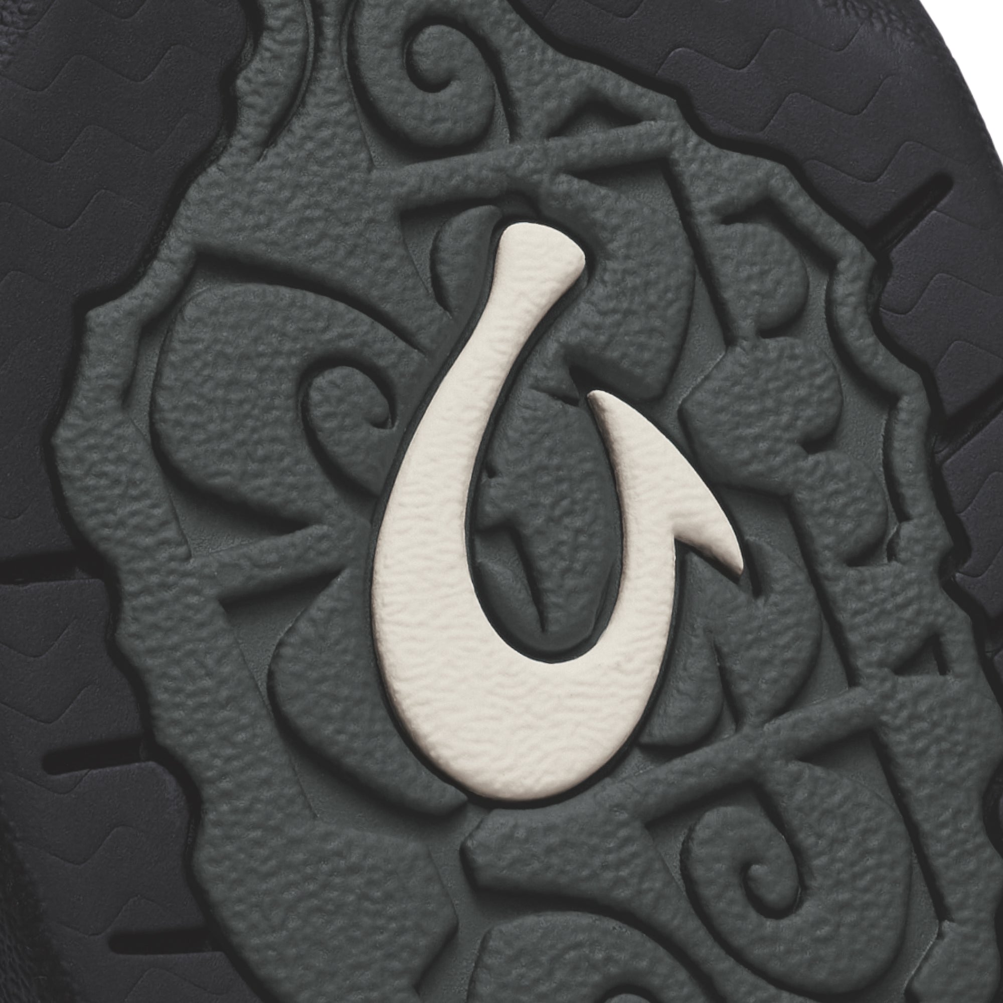 Ohana Lahi  -  Black / Black
