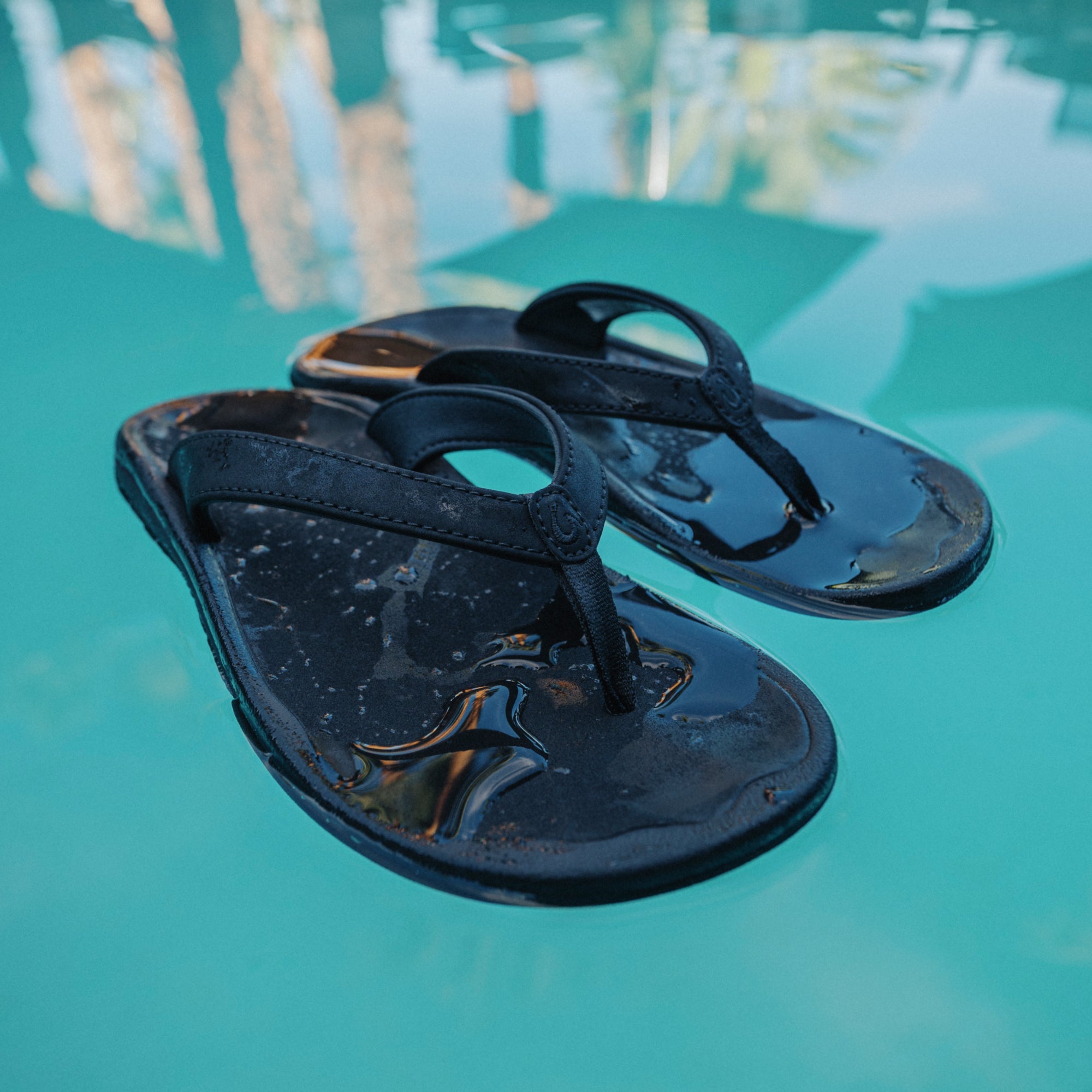 Ohana Lahi  -  Black / Black